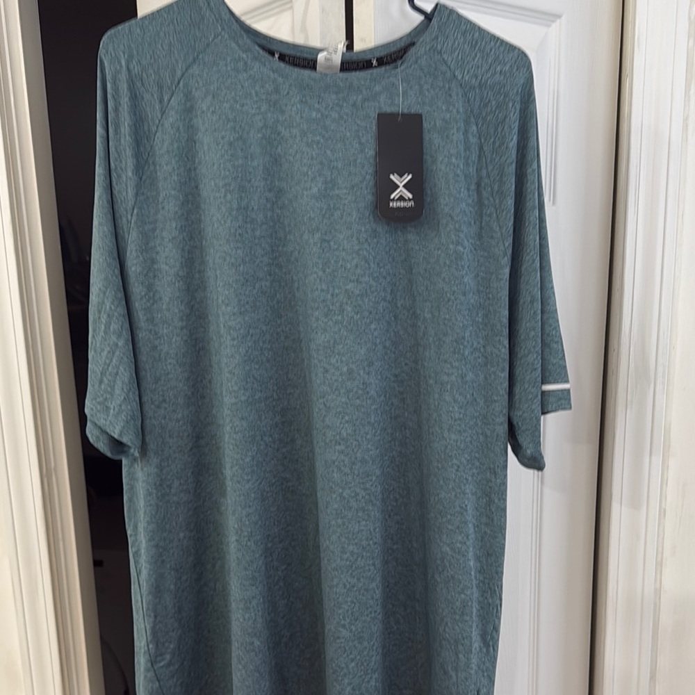 Xersion Men's Heather Blue Shirt